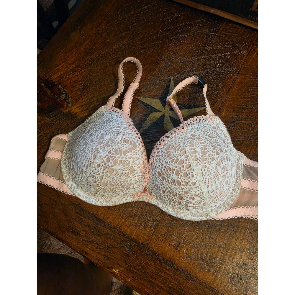 Victoria's Secret Padded Demi Bra 34A Peach White Lace Mesh Trim 11066540